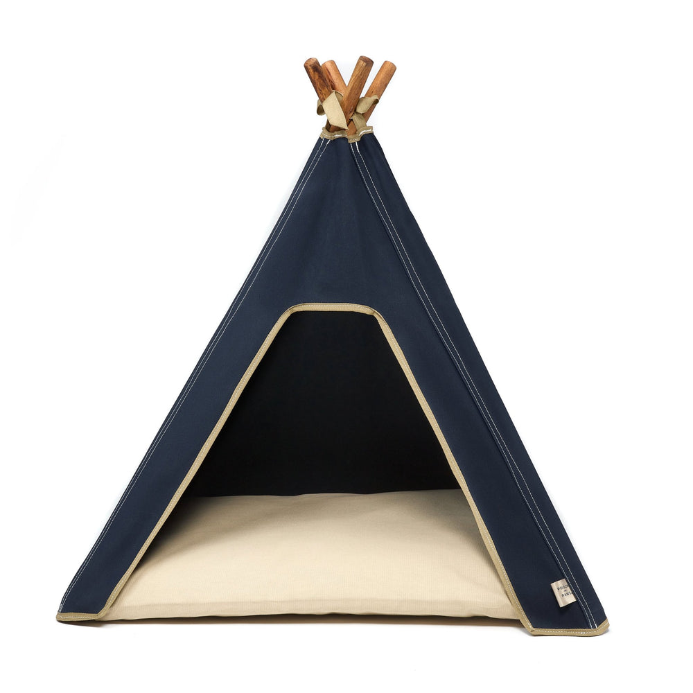 Dog bed. Dog teepee bed in navy blue and beige dog cushion