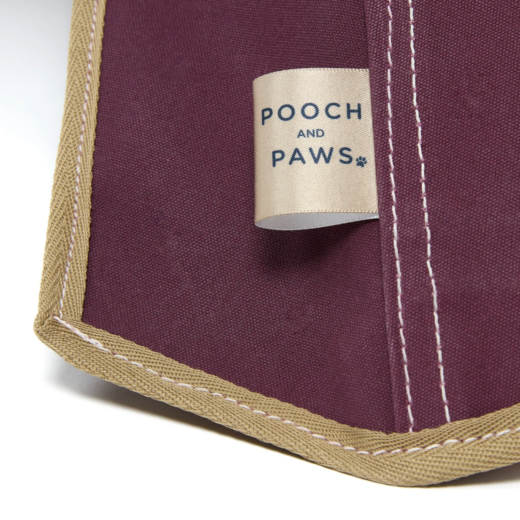 Dog bed. Dog teepee bed in burgundy with Pooch and Paws label
